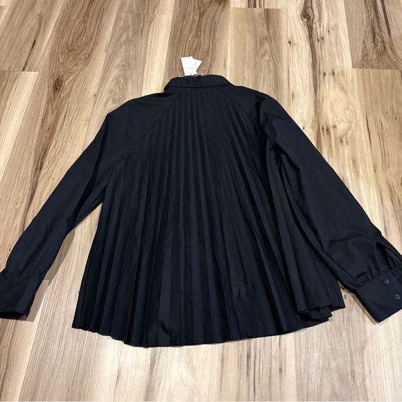 NWT Banana Republic Pleat-Back Poplin Shirt Size Med Black - Picture 8 of 10
